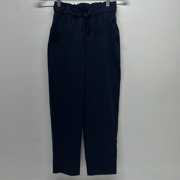 lululemon athletica Pants - Lululemon Keep Moving Crop High Rise Pants Dark Navy Blue 23" Inseam Size 2.